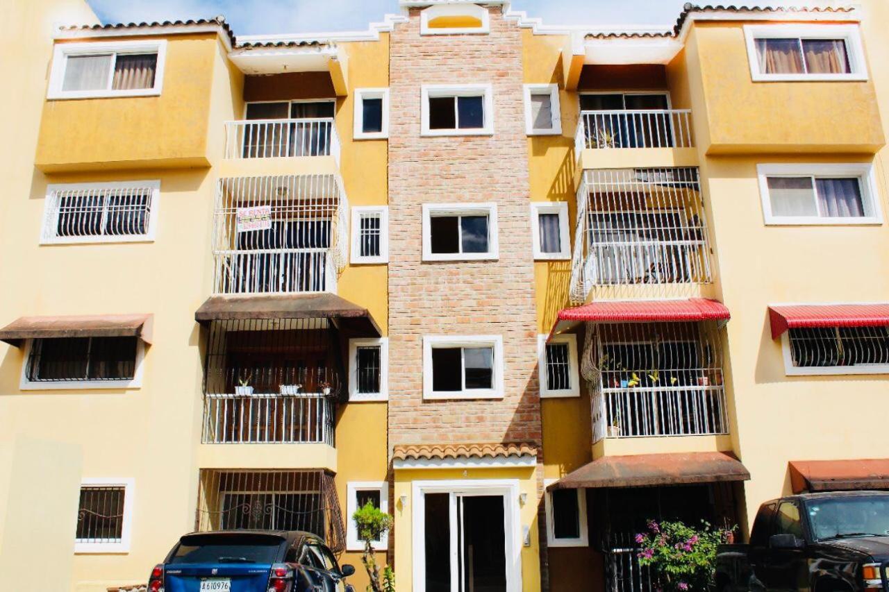 Apartamento Los Rieles Santiago De Los Caballeros Extérieur photo