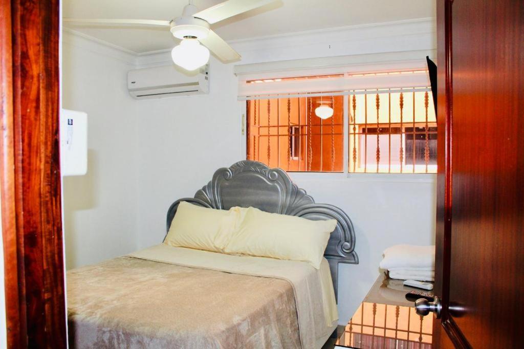 Apartamento Los Rieles Santiago De Los Caballeros Extérieur photo